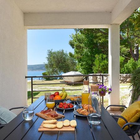 Malako Family Apartments Seline Eksteriør billede
