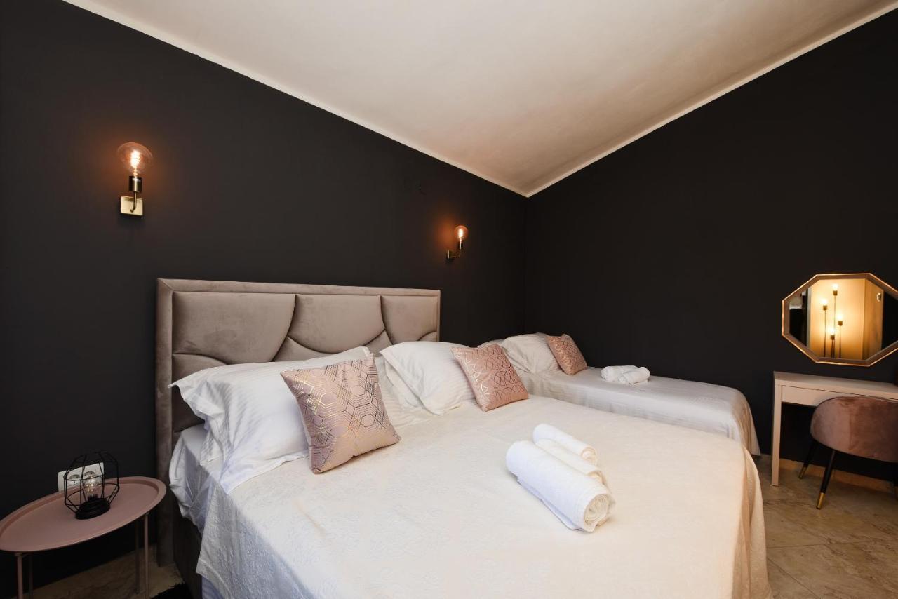 Malako Family Apartments Seline Eksteriør billede