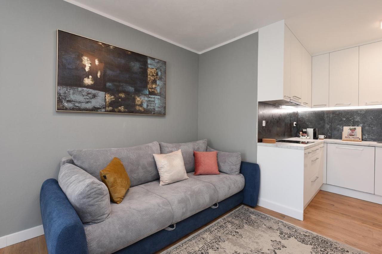 Malako Family Apartments Seline Eksteriør billede