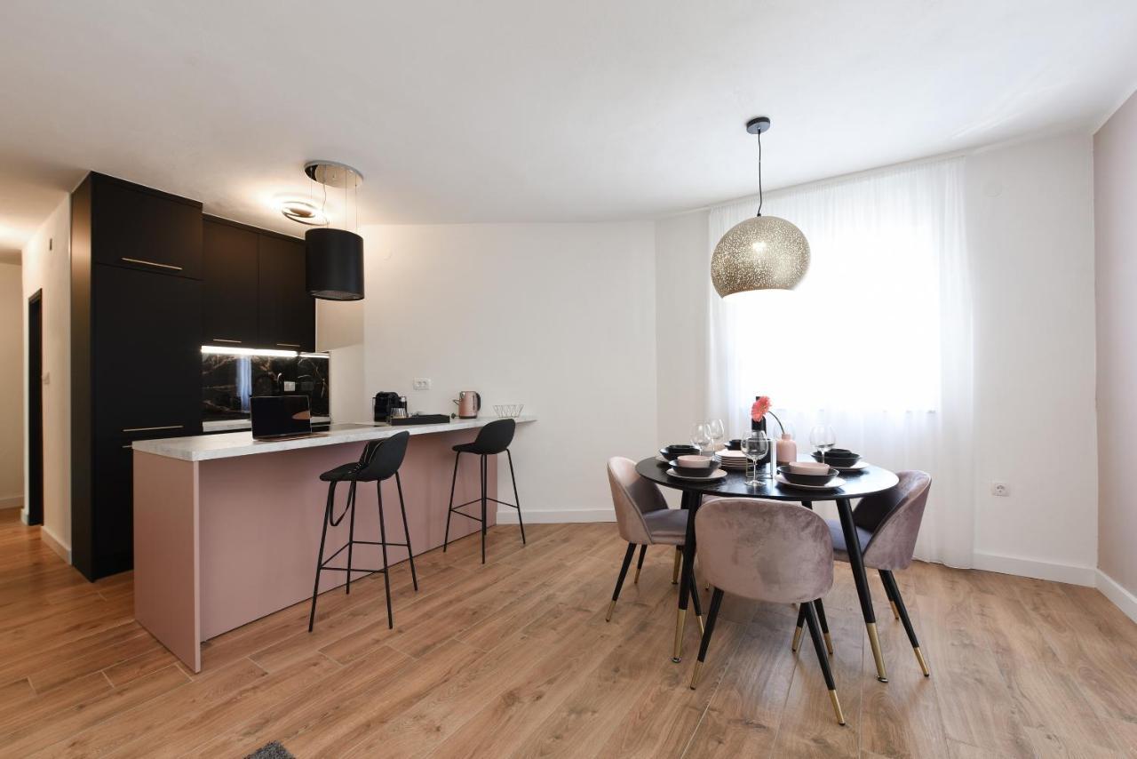 Malako Family Apartments Seline Eksteriør billede