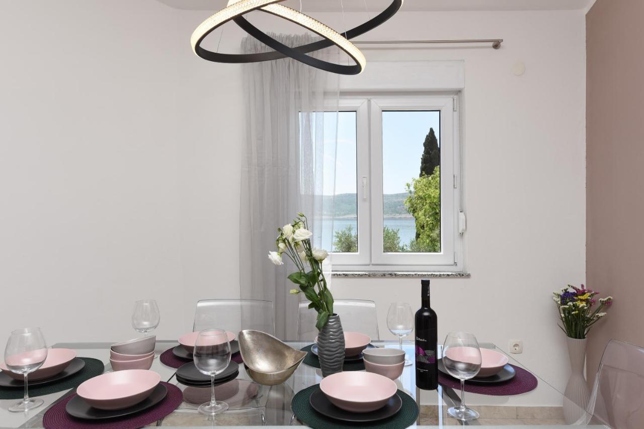 Malako Family Apartments Seline Eksteriør billede
