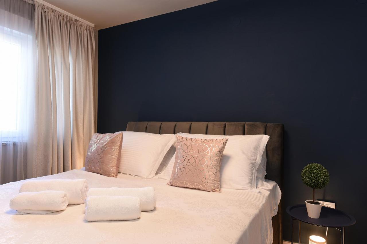 Malako Family Apartments Seline Eksteriør billede