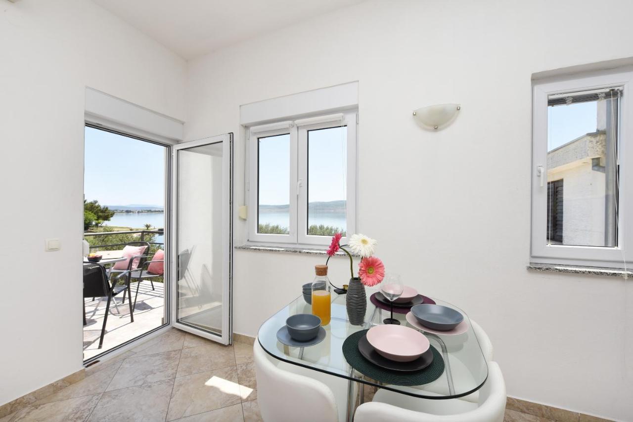 Malako Family Apartments Seline Eksteriør billede