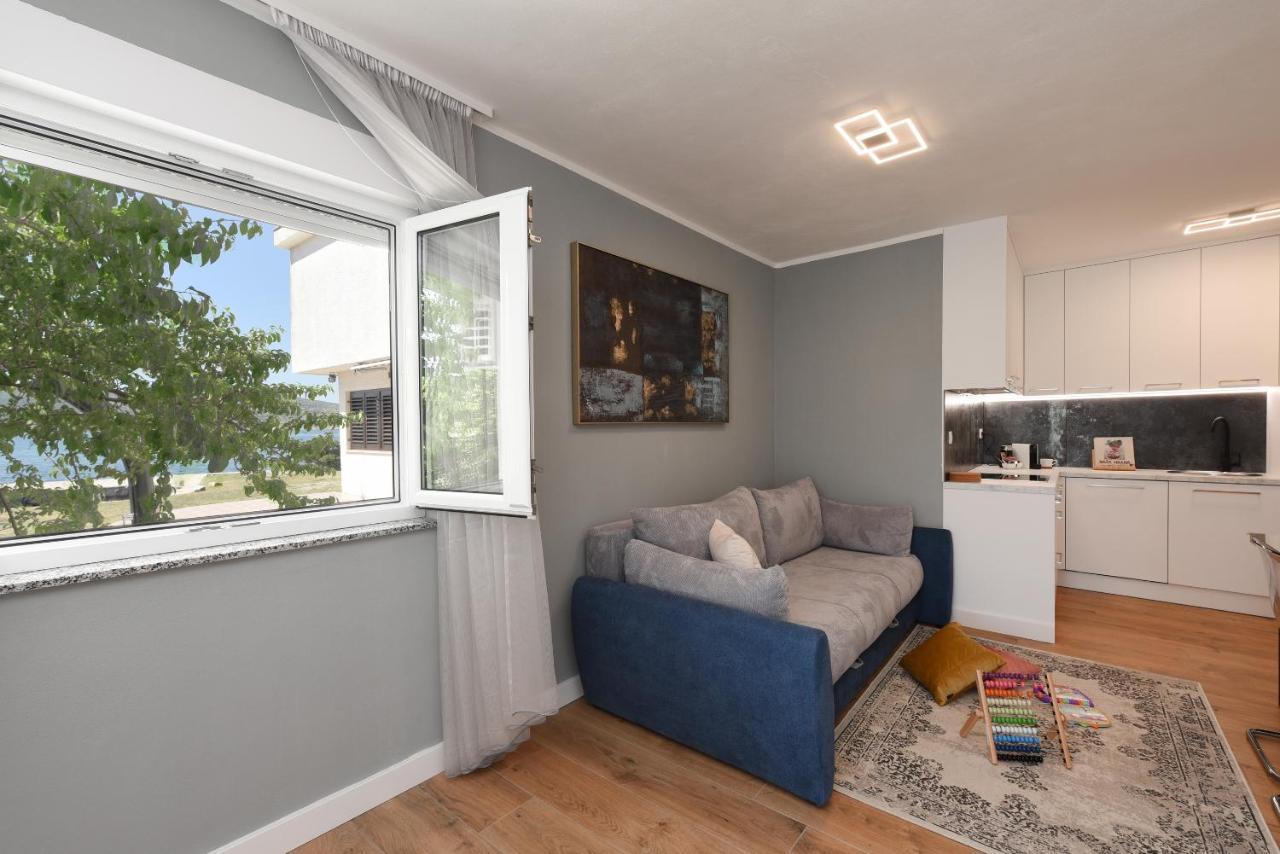 Malako Family Apartments Seline Eksteriør billede