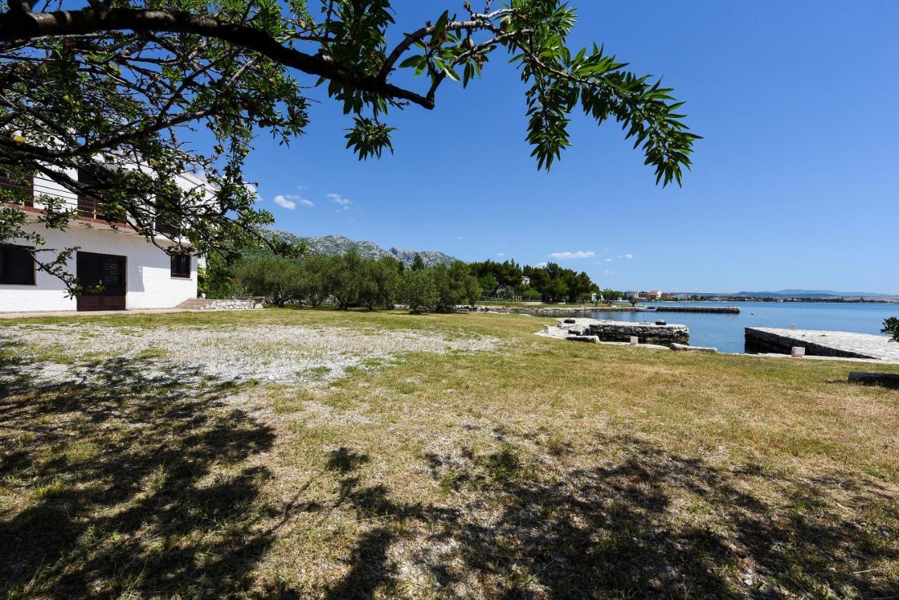 Malako Family Apartments Seline Eksteriør billede