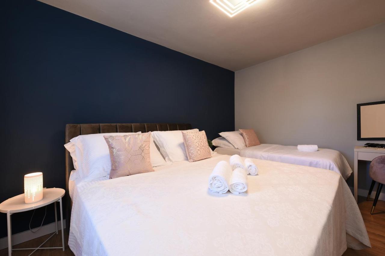 Malako Family Apartments Seline Eksteriør billede